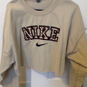 Nike Cream Sweatshirt with Logo